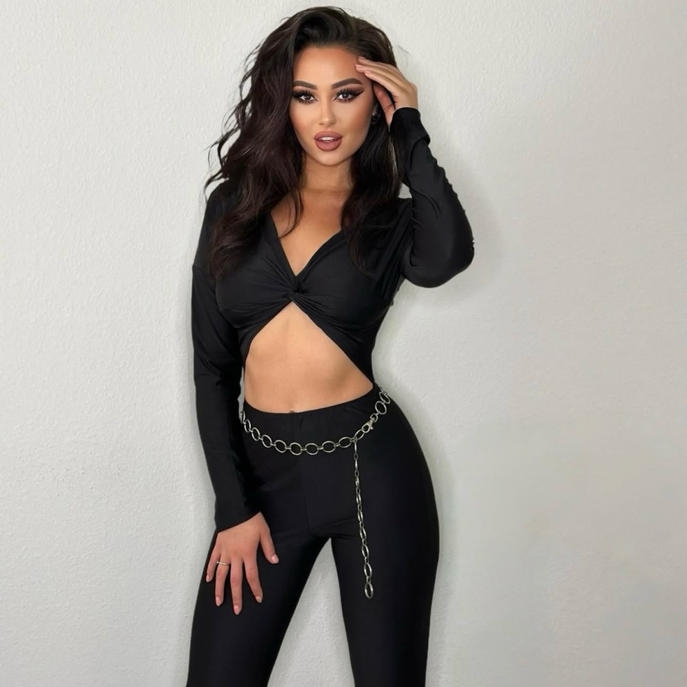 Black jumpsuit for pretty woman2025
S,M,L
Price-65$